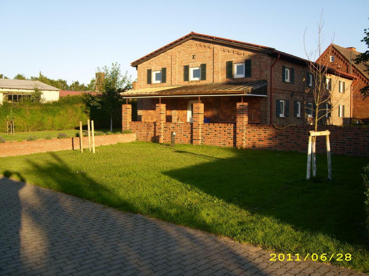 B & B Gross Methling Dargun Екстер'єр фото
